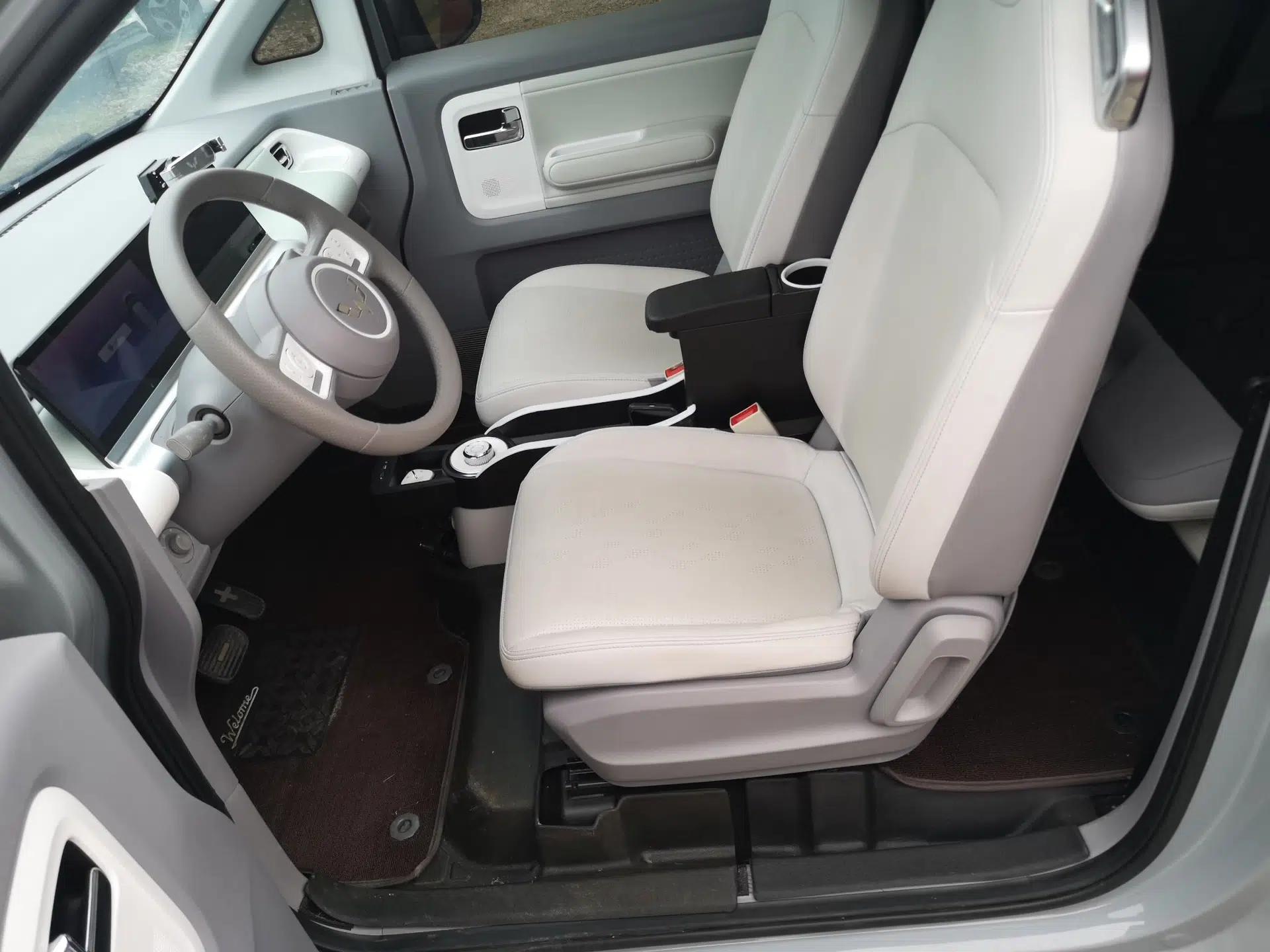 Used Wuling Air ev 2023 - Four Seats - Advanced Edition — миниатюра 17