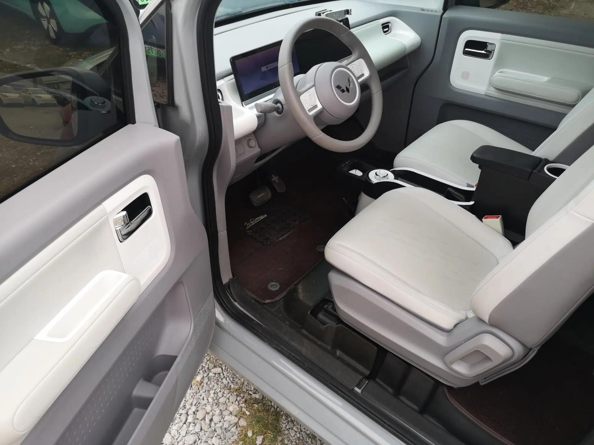 Used Wuling Air ev 2023 - Four Seats - Advanced Edition — миниатюра 18