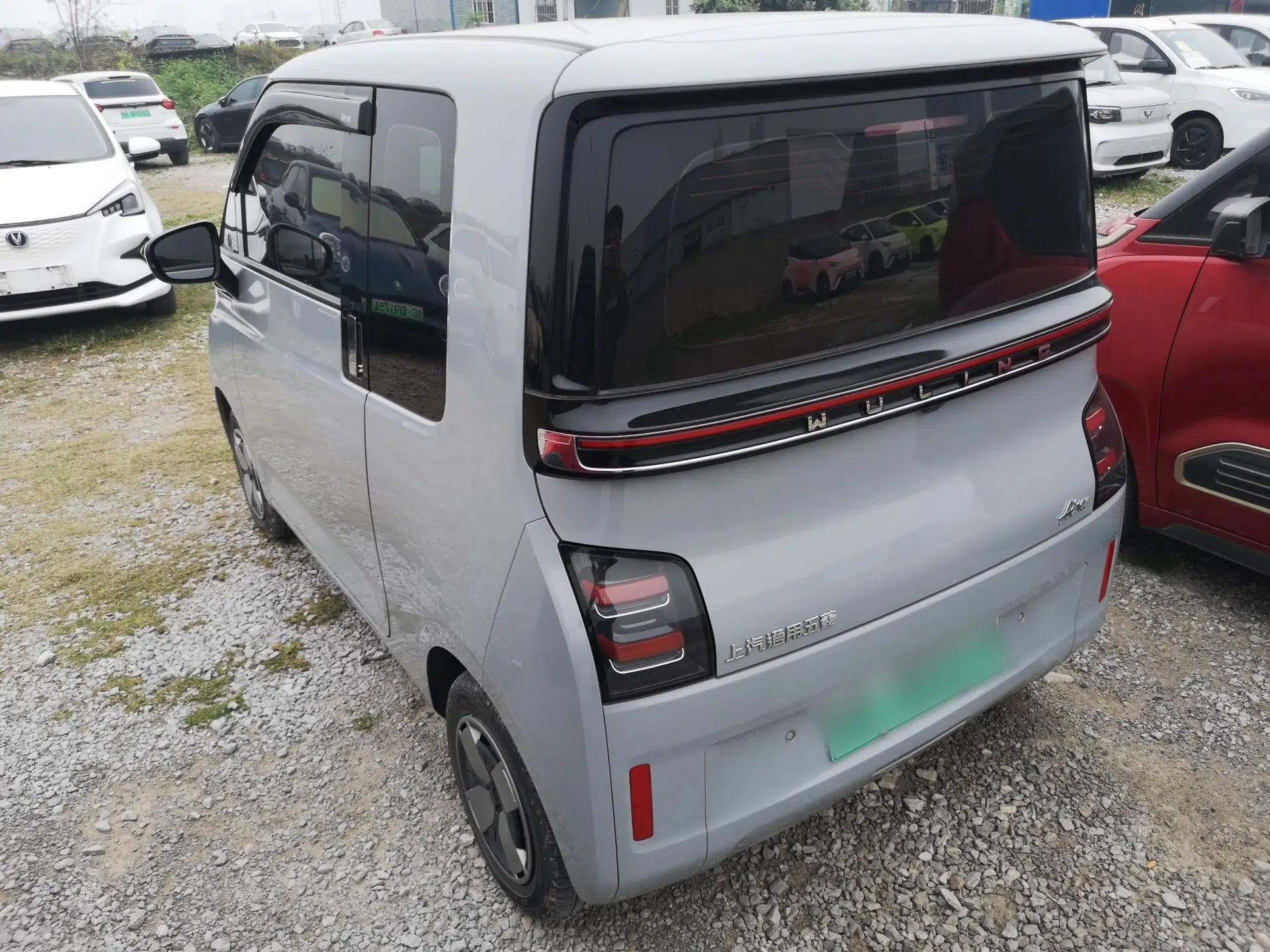 Used Wuling Air ev 2023 - Four Seats - Advanced Edition — миниатюра 4