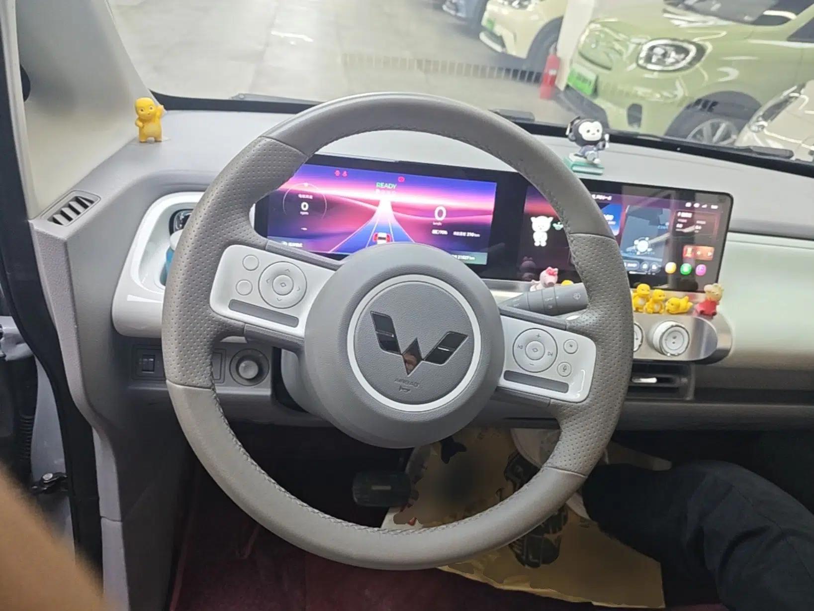 Used Wuling Air ev 2023 - Four Seats - Advanced Edition — миниатюра 13