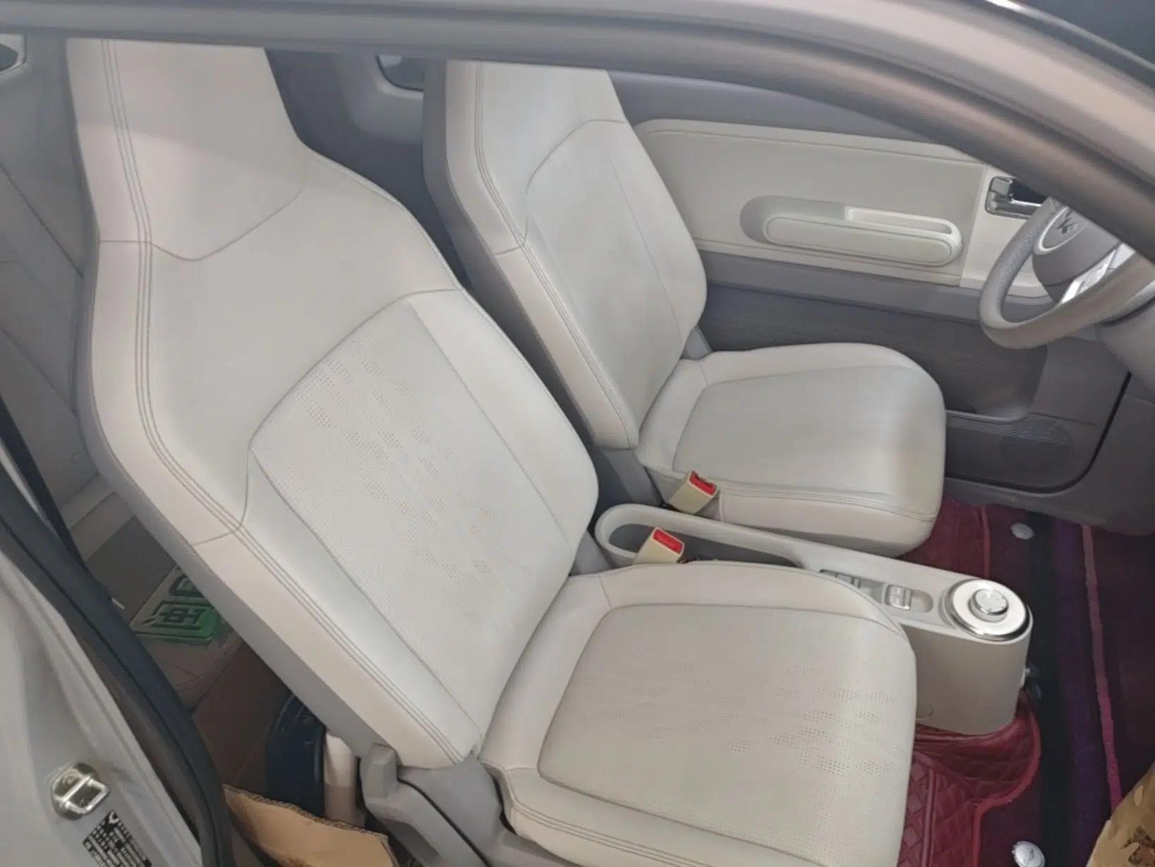 Used Wuling Air ev 2023 - Four Seats - Advanced Edition — миниатюра 19