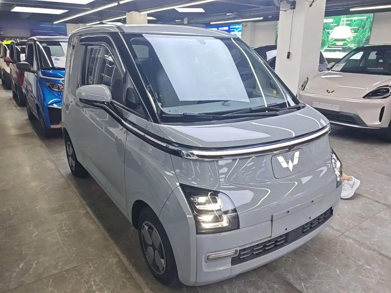 Used Wuling Air ev 2023 - Four Seats - Advanced Edition — миниатюра 3
