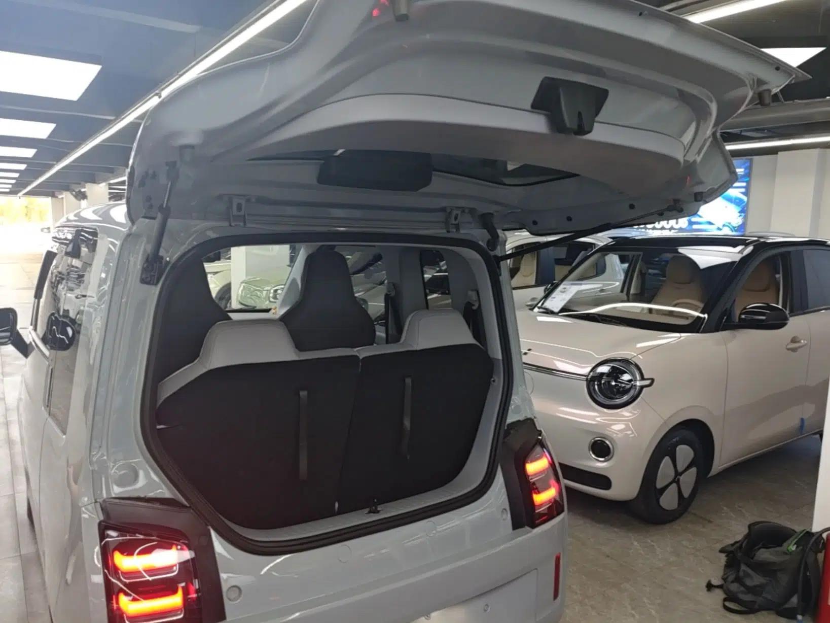 Used Wuling Air ev 2023 - Four Seats - Advanced Edition — миниатюра 22