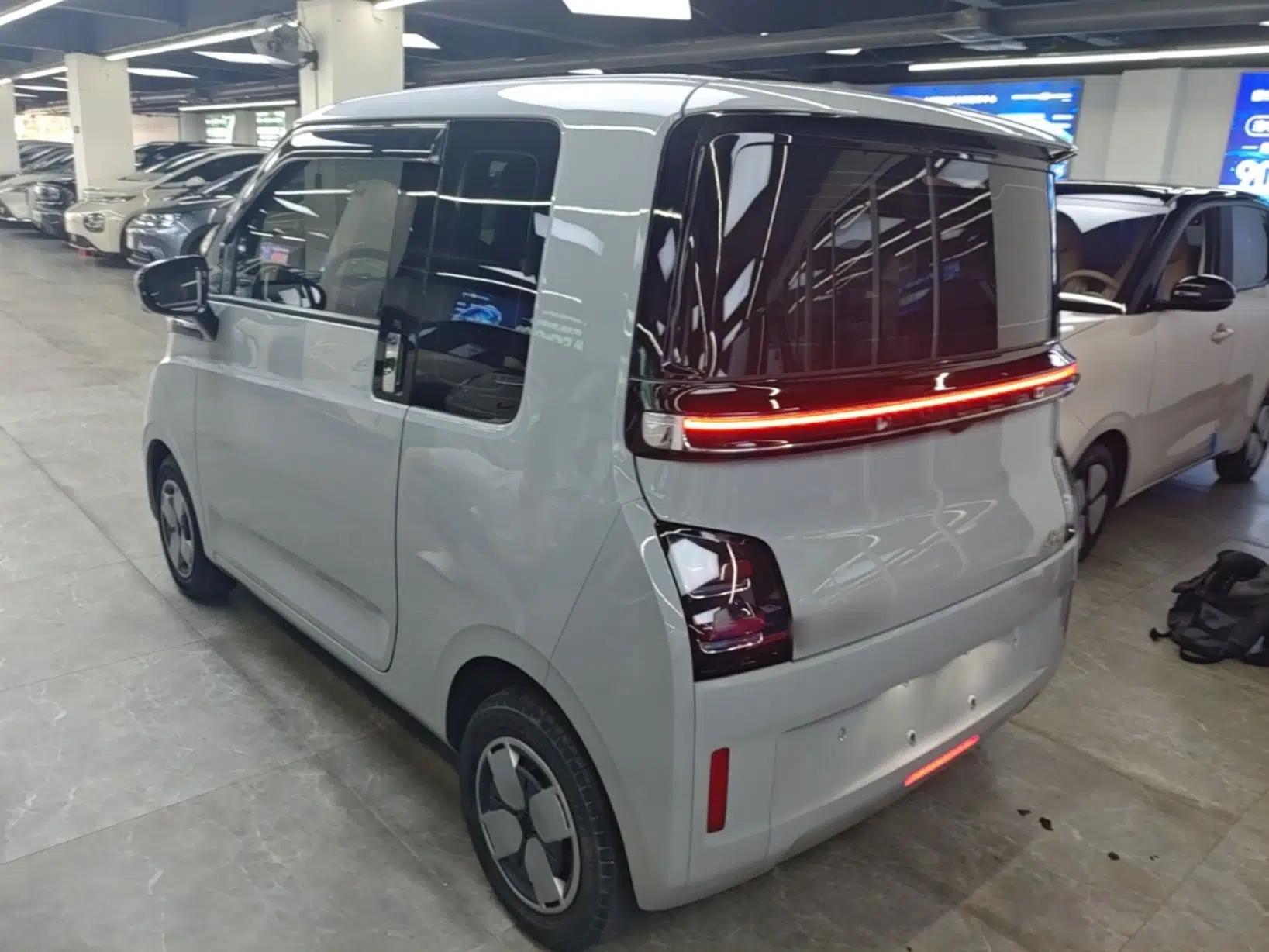 Used Wuling Air ev 2023 - Four Seats - Advanced Edition — миниатюра 4