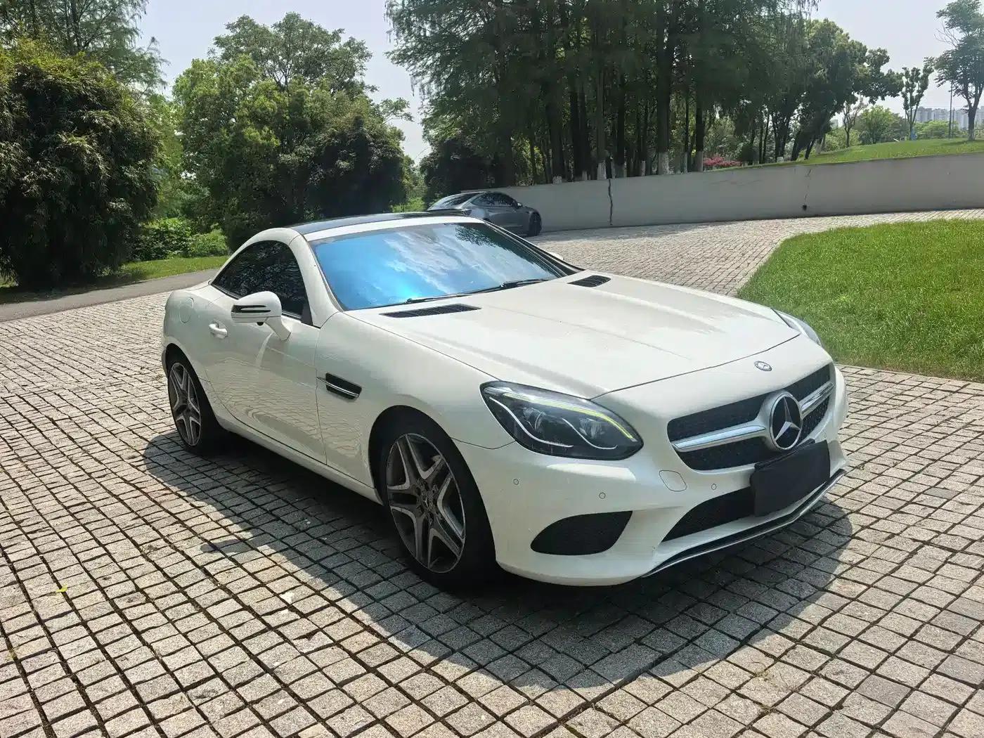 Mercedes-Benz SLC 2019 SLC 260 Jin Yu Collector's Edition — миниатюра 3