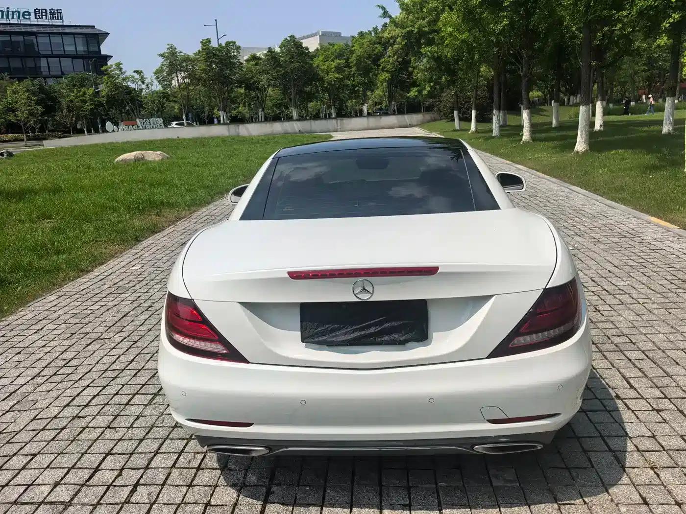 Mercedes-Benz SLC 2019 SLC 260 Jin Yu Collector's Edition — миниатюра 6
