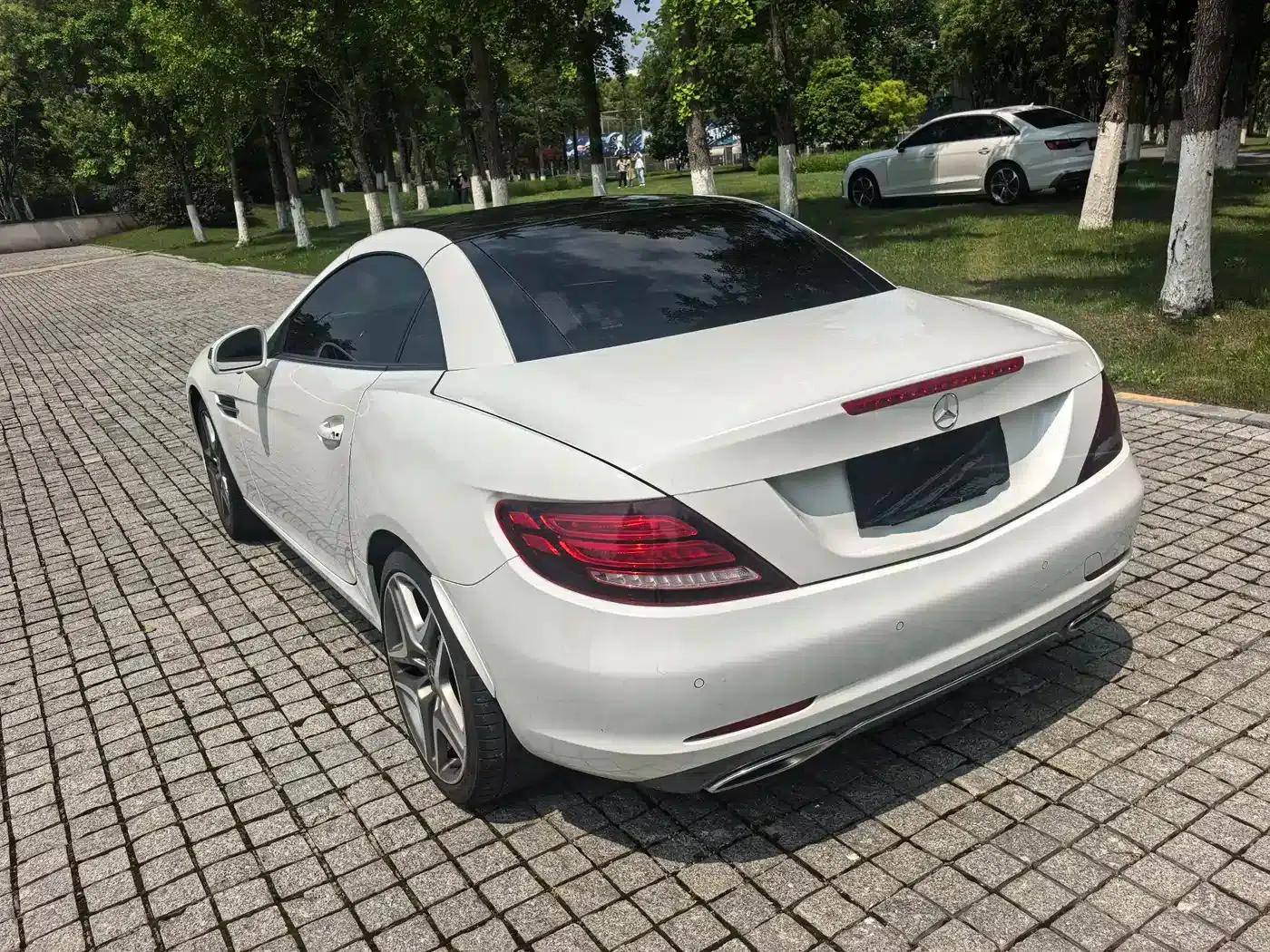 Mercedes-Benz SLC 2019 SLC 260 Jin Yu Collector's Edition — миниатюра 7