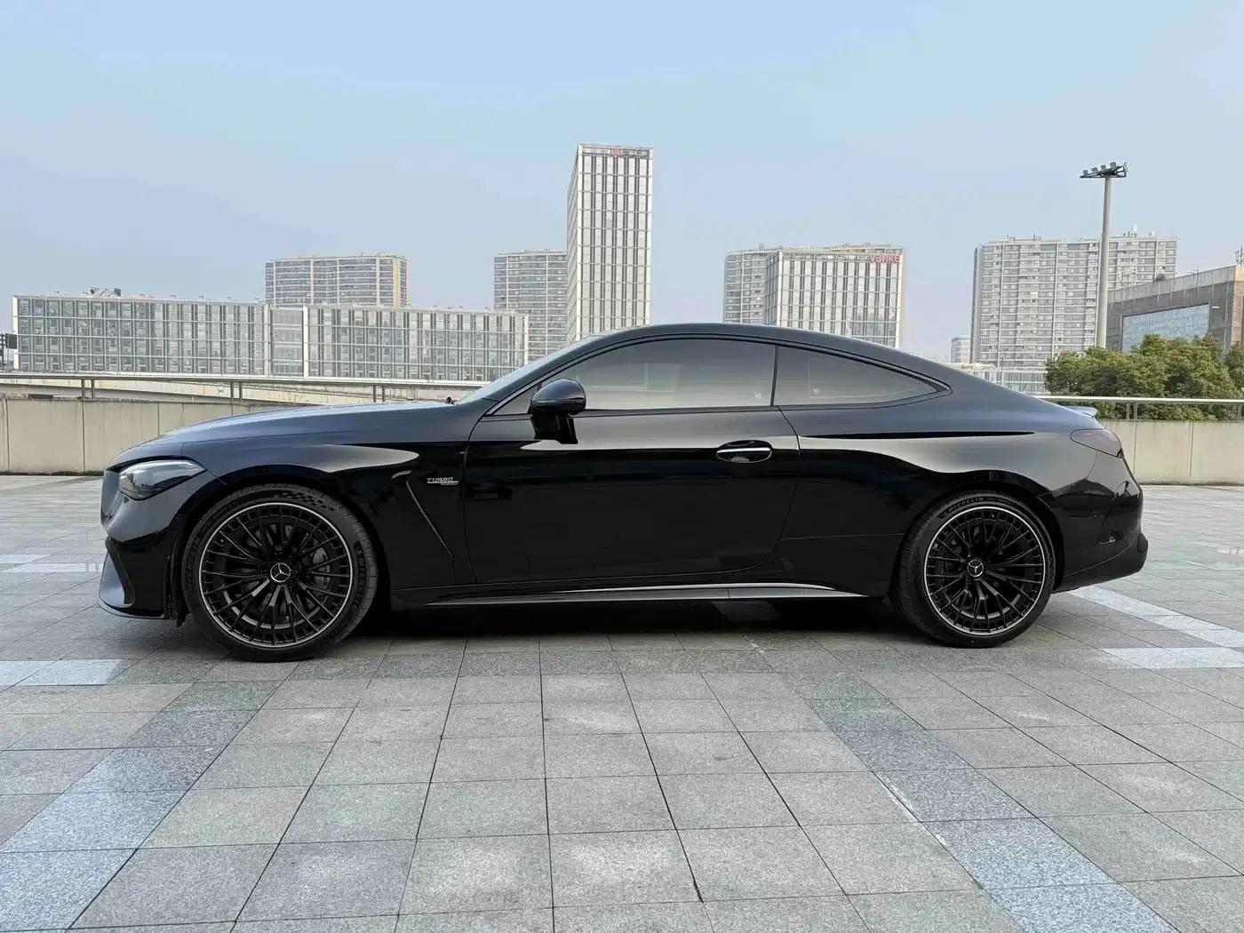 2025 Mercedes-Benz CLE AMG 53 4MATIC+ Coupe — миниатюра 3