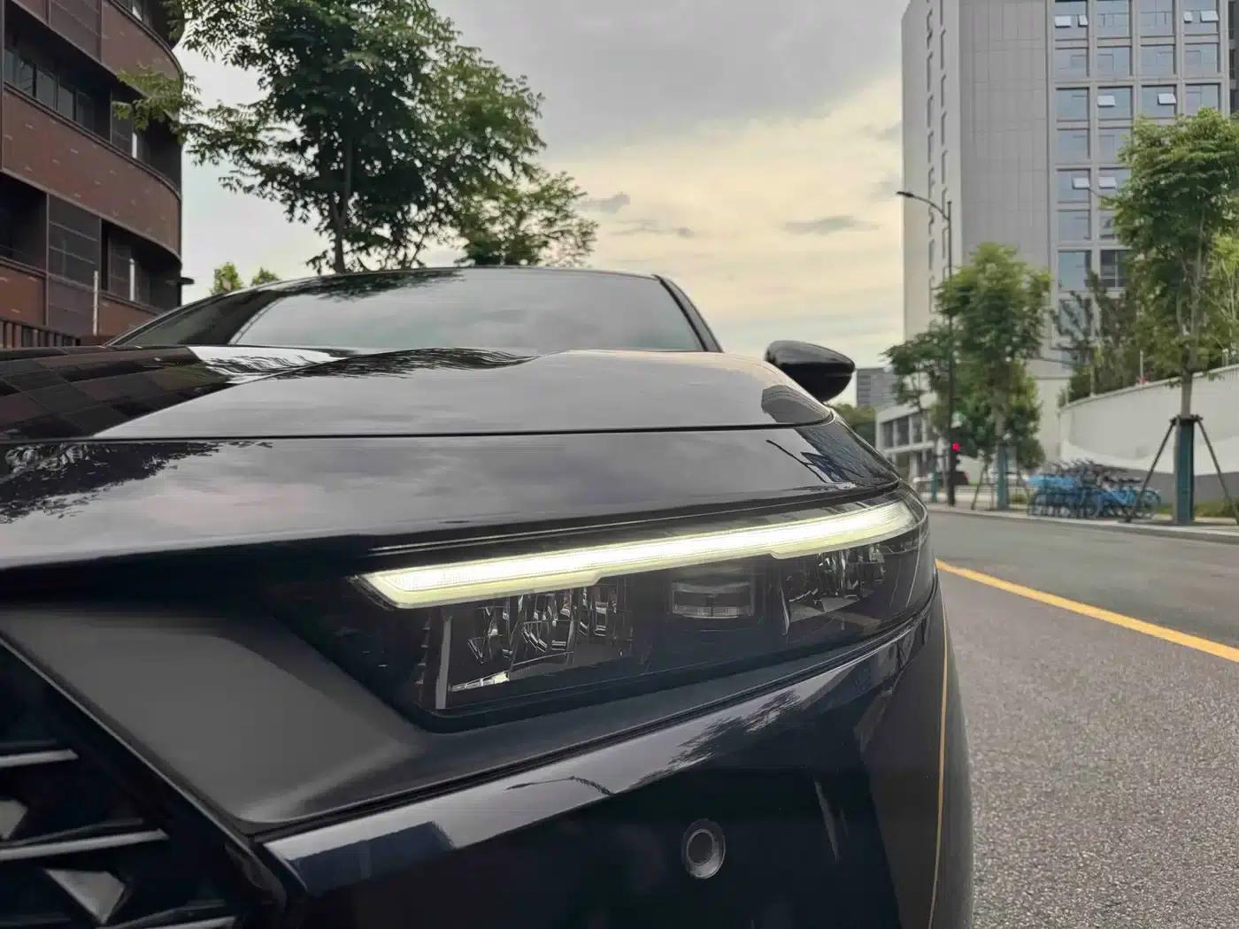 Accord PHEV 2023 2.0L e:PHEV Premium Edition — миниатюра 5