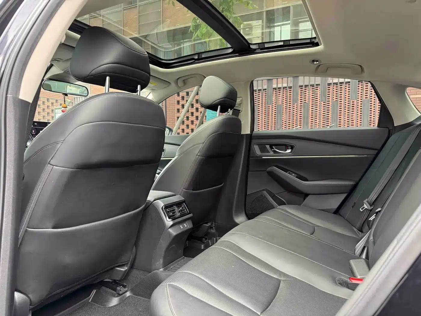 Accord PHEV 2023 2.0L e:PHEV Premium Edition — миниатюра 9