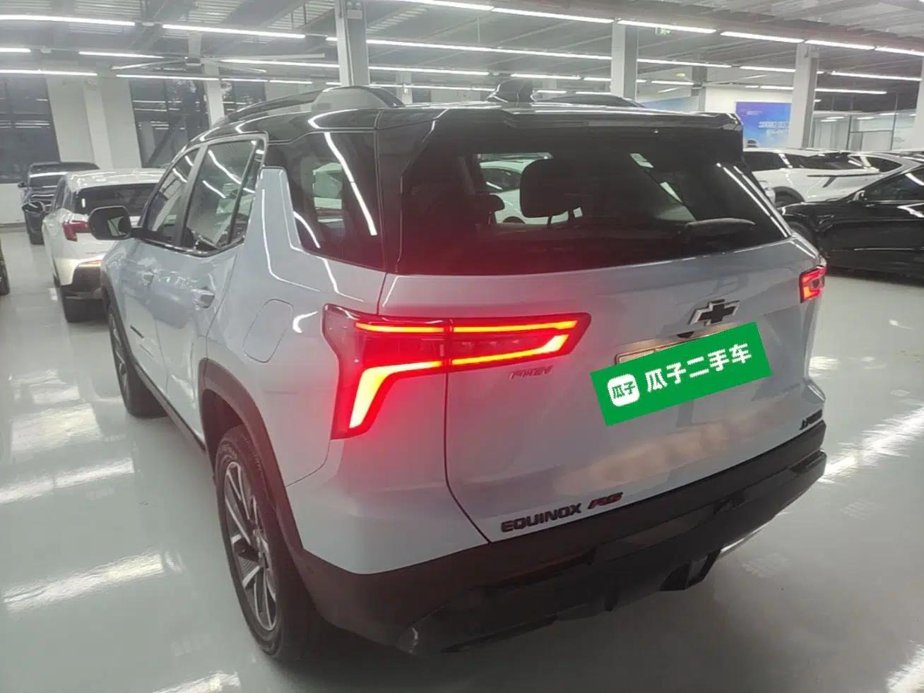 Used Chevrolet Equinox Plus 2024 102km RS Ultimate Edition — миниатюра 8