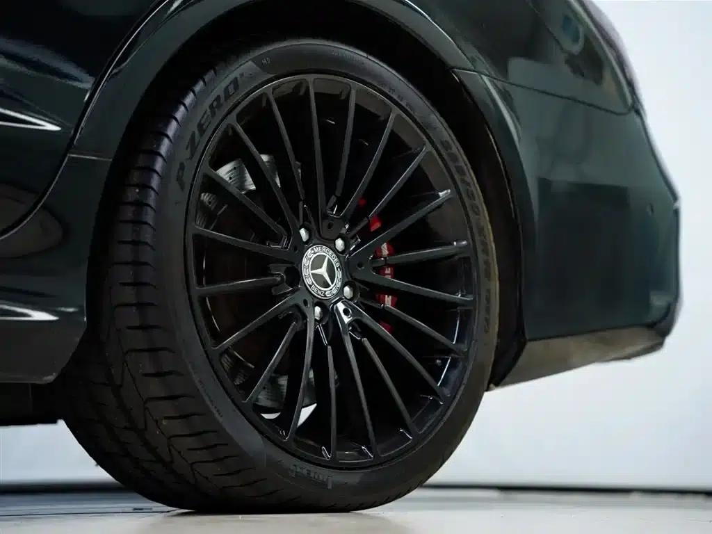 2015 Mercedes-Benz CLS AMG 63 4MATIC — миниатюра 22