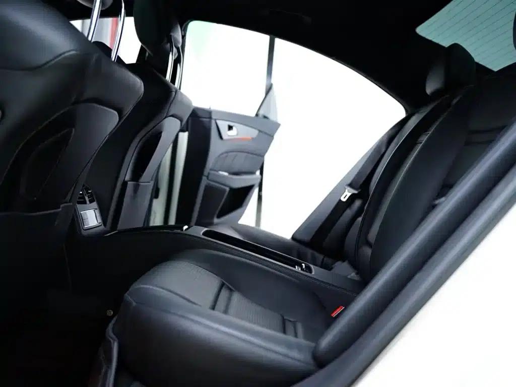 2015 Mercedes-Benz CLS AMG 63 4MATIC — миниатюра 35