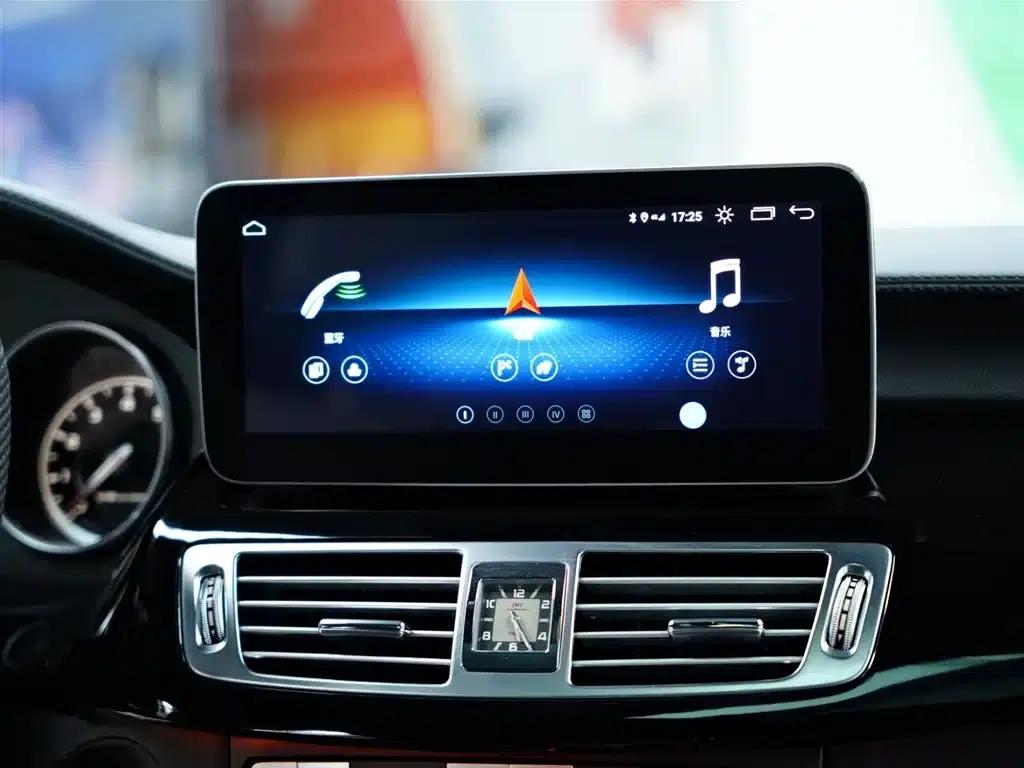 2015 Mercedes-Benz CLS AMG 63 4MATIC — миниатюра 45