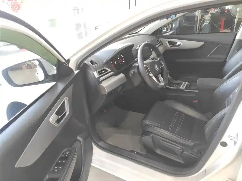 Qin 2019 1.5L Automatic Deluxe Edition — миниатюра 13