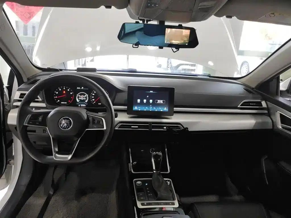 Qin 2019 1.5L Automatic Deluxe Edition — миниатюра 6