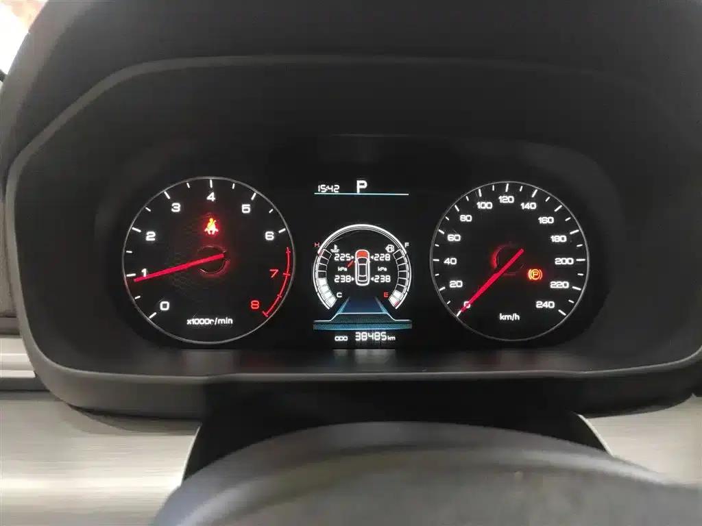 Qin 2019 1.5L Automatic Deluxe Edition — миниатюра 8