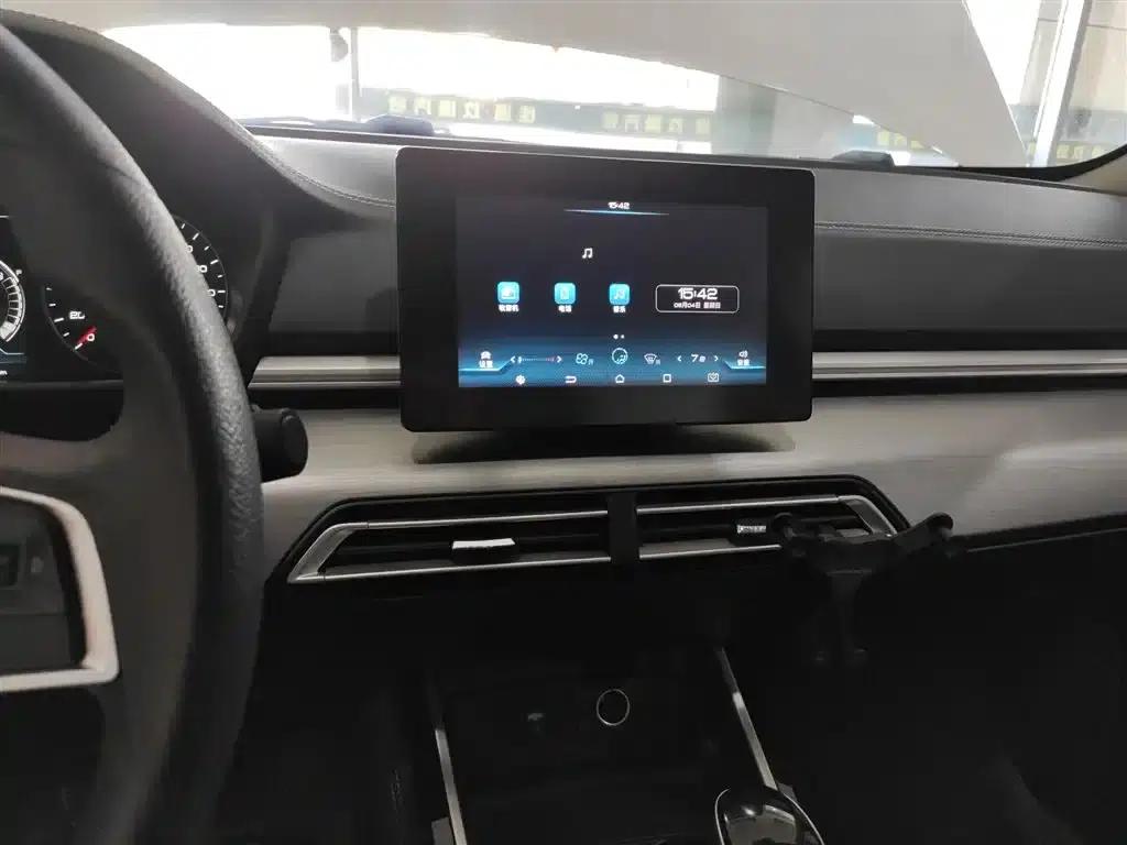 Qin 2019 1.5L Automatic Deluxe Edition — миниатюра 10
