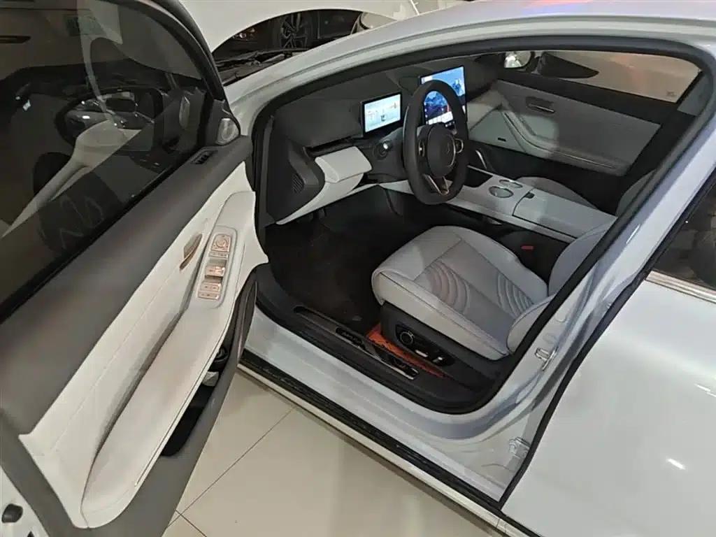 Baojun Enjoy 2025 Pure Electric 600km Luxury Edition — миниатюра 16