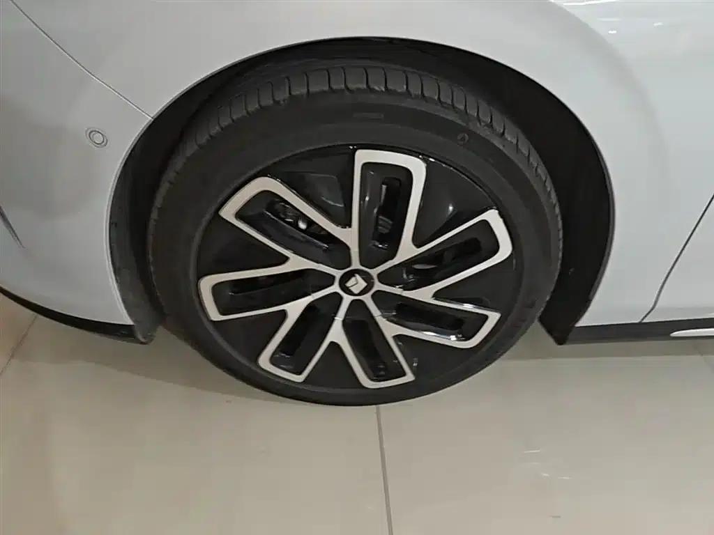 Baojun Enjoy 2025 Pure Electric 600km Luxury Edition — миниатюра 23