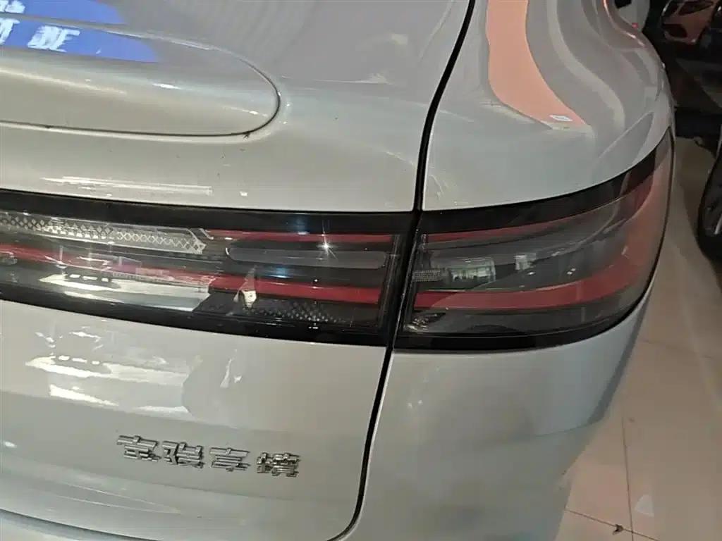 Baojun Enjoy 2025 Pure Electric 600km Luxury Edition — миниатюра 8