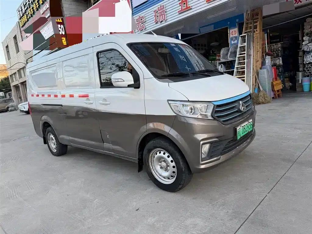 Crossstar V5 EV 2021 Luxury 2-Seat Van with Huichuan System — миниатюра 3