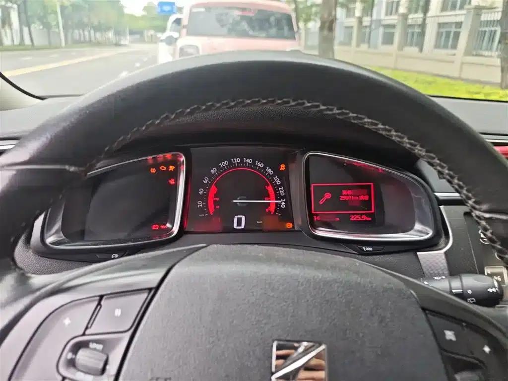 DS 4S 2016 1.6T Automatic Smart Edition THP160 — миниатюра 4