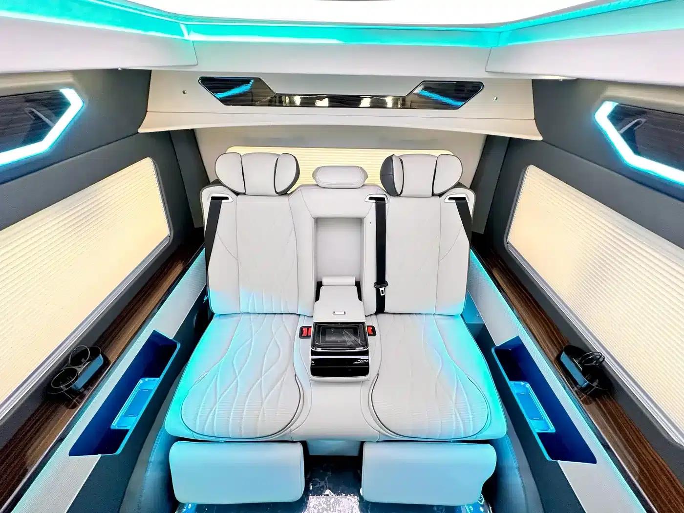 2024 HIACE 3.5L Automatic — миниатюра 29