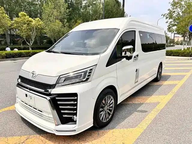 2024 HIACE 3.5L Automatic
