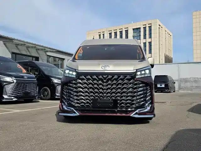 HIACE 3.5L Automatic