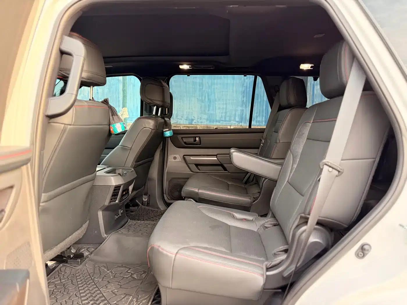 2024 Sequoia 3.5L Automatic — миниатюра 15