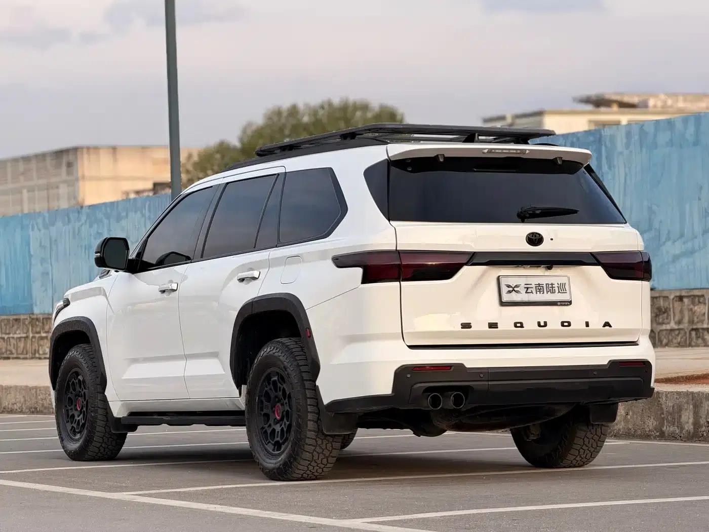 2024 Sequoia 3.5L Automatic — миниатюра 8