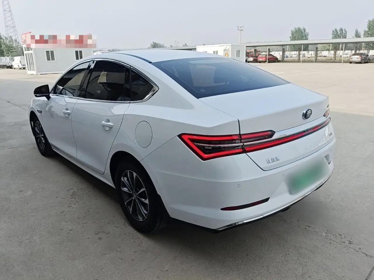 Used BYD Qin Pro New Energy 2019 DM Super Edition 1.5TI Automatic Smart Connect X-Trail Model China VI Standard — миниатюра 4