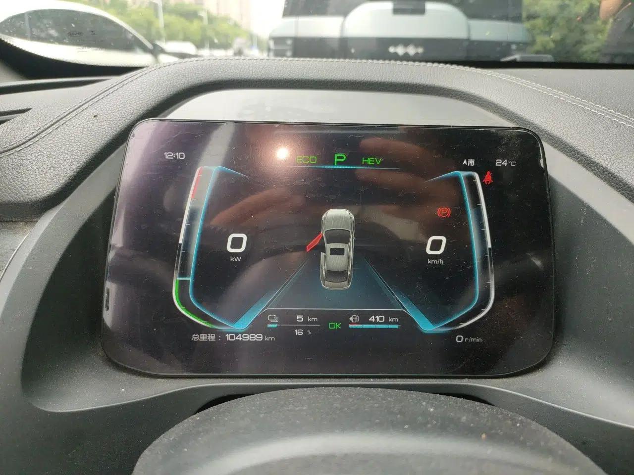 Used BYD Qin Pro New Energy 2018 DM 1.5TI Automatic Smart Connect Elite Model — миниатюра 11