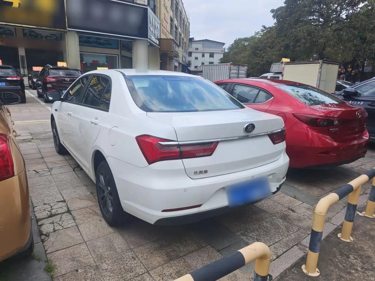 Used BYD Qin 2019 1.5L Automatic Luxury Model — миниатюра 8