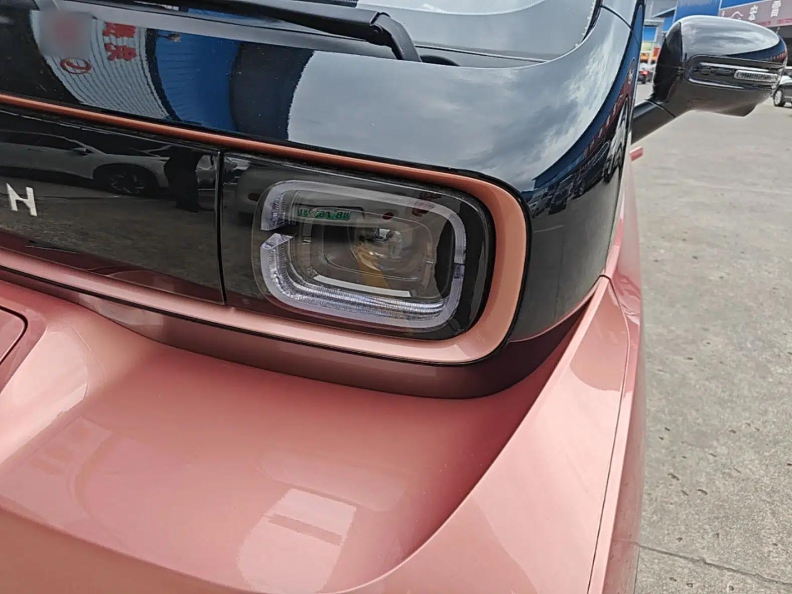 Used Baojun E300 2020 Plus Interstellar Future Edition — миниатюра 6