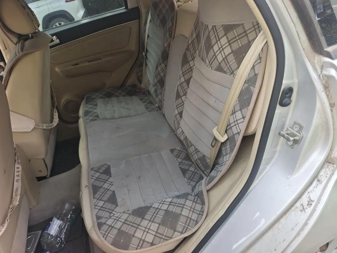 Used BAIC E Series 2012 Hatchback 1.3L Manual Liking Edition — миниатюра 17