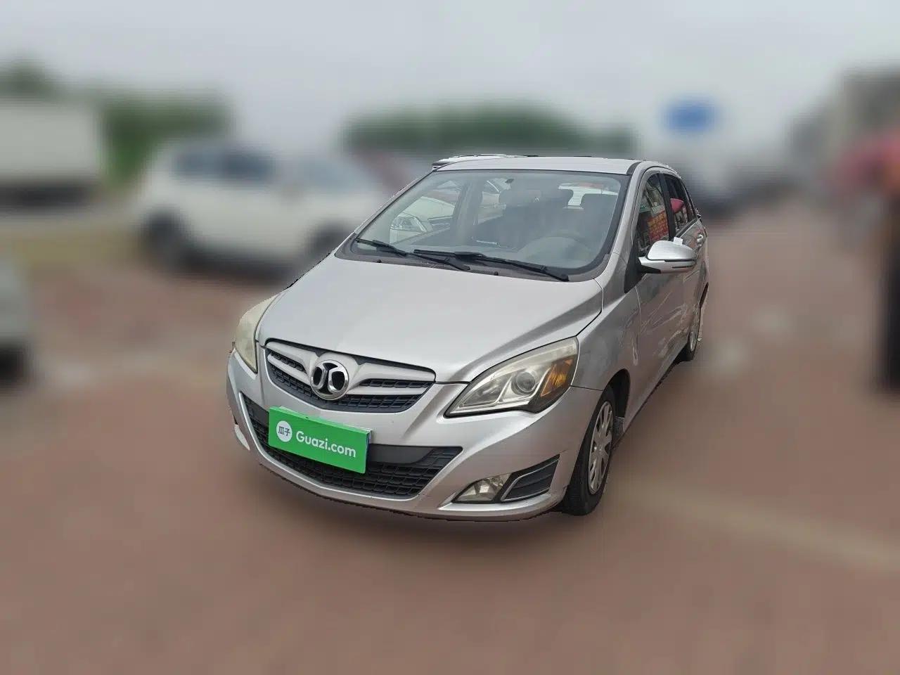 Used BAIC E Series 2012 Hatchback 1.3L Manual Liking Edition — миниатюра 1