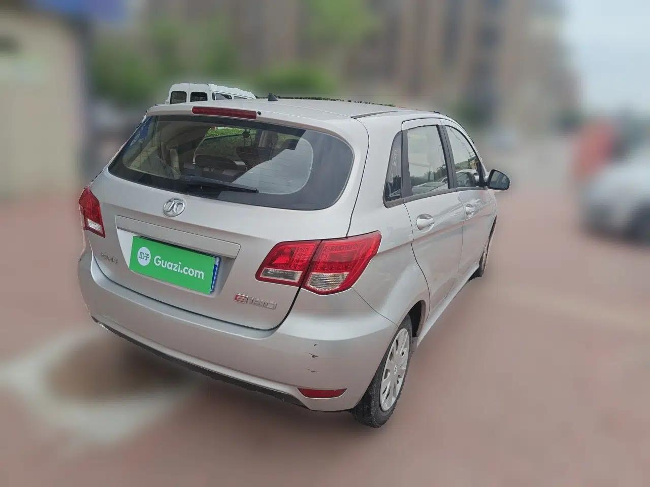 Used BAIC E Series 2012 Hatchback 1.3L Manual Liking Edition — миниатюра 6