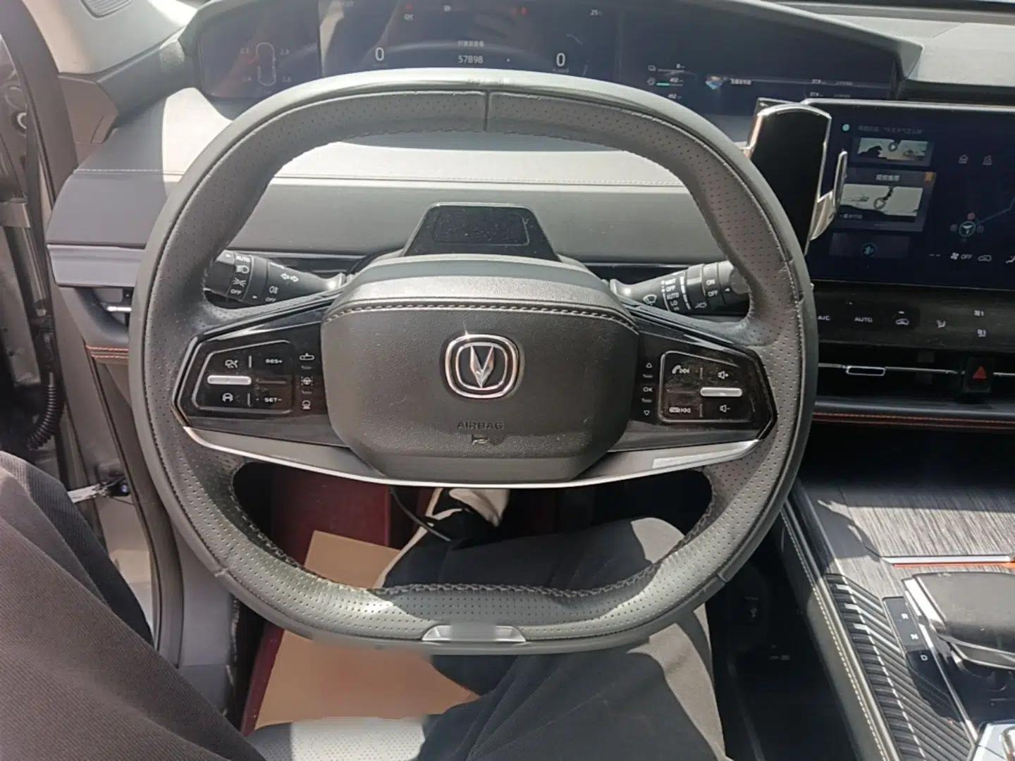 Used CHANGAN UNI-K iDD 2022 Blue Whale iDD 130km 1.5T Prestige Model — миниатюра 13