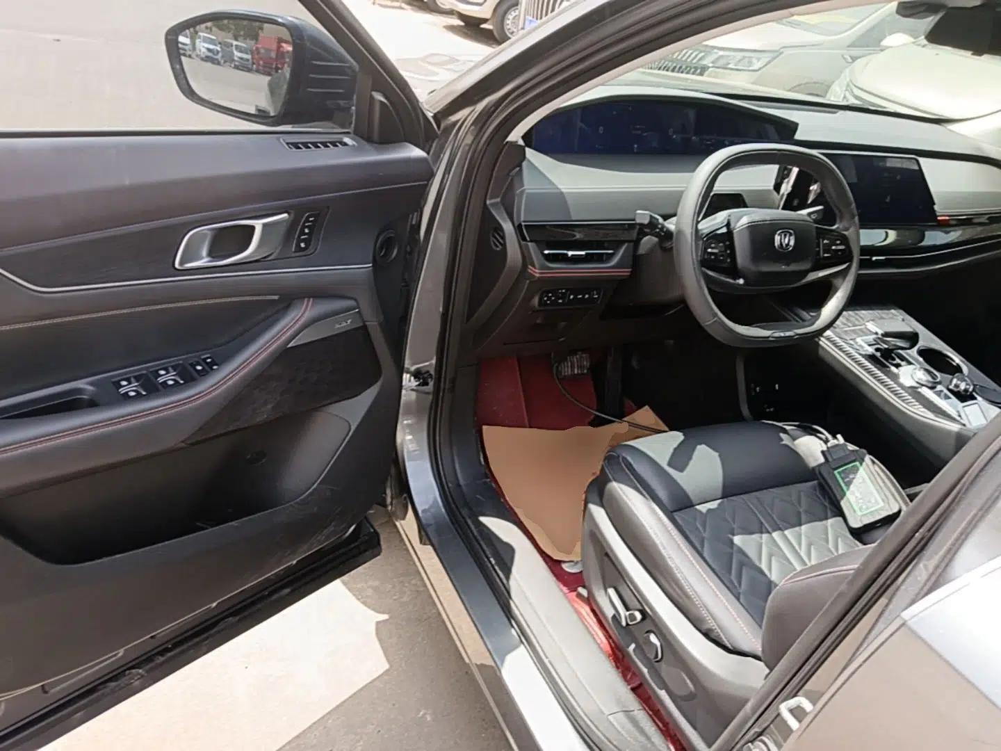 Used CHANGAN UNI-K iDD 2022 Blue Whale iDD 130km 1.5T Prestige Model — миниатюра 18