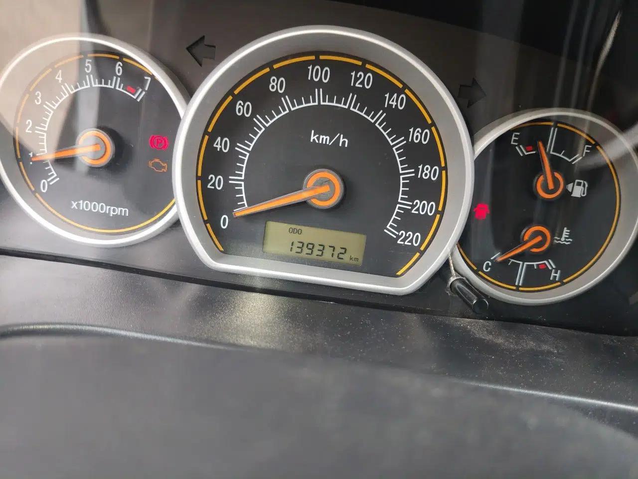 Used CHANGAN Alsvin 2012 Sedan 1.5L Manual Luxury Model — миниатюра 12