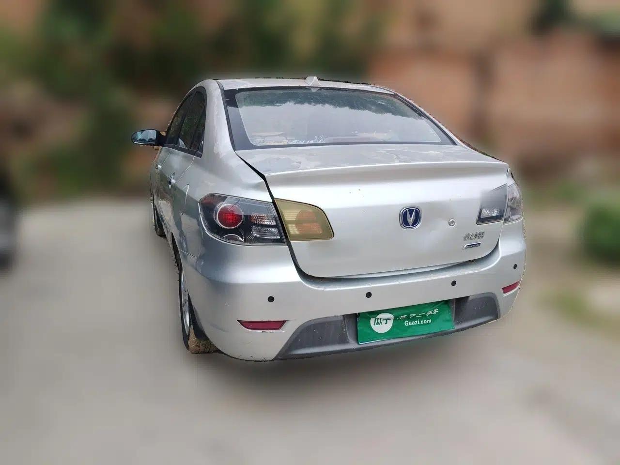 Used CHANGAN Alsvin 2012 Sedan 1.5L Manual Luxury Model — миниатюра 4