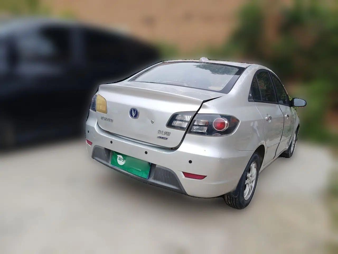 Used CHANGAN Alsvin 2012 Sedan 1.5L Manual Luxury Model — миниатюра 6