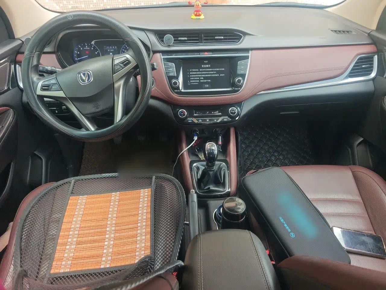 Used CHANGAN Lingxuan 2017 1.6L Manual Elite Model — миниатюра 9
