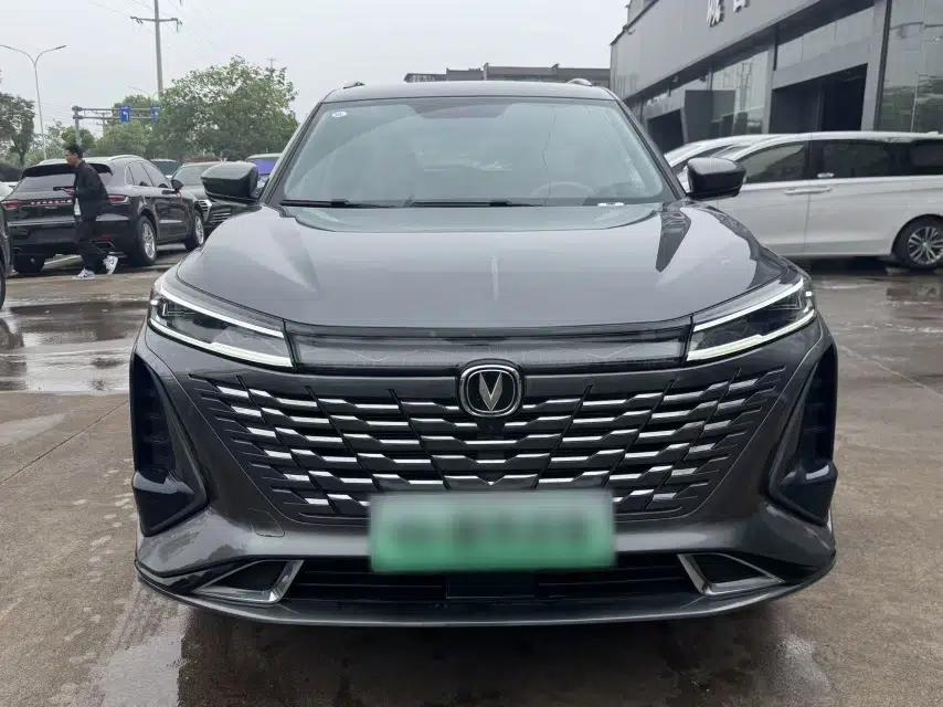 Used CHANGAN CS75 PLUS iDD 2023 ZhiDian iDD Smart Leading Model — миниатюра 2