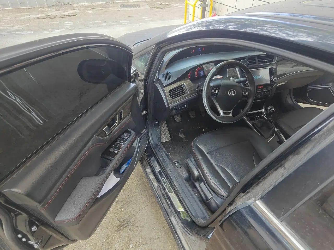 Used Great Wall C50 2014 Upgraded Model 1.5T Manual Elite Version — миниатюра 16