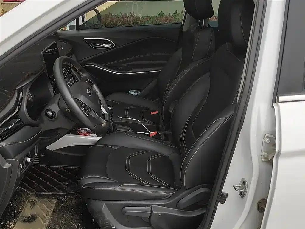 Refine S4 2019 1.6L Manual Superior Edition — миниатюра 8