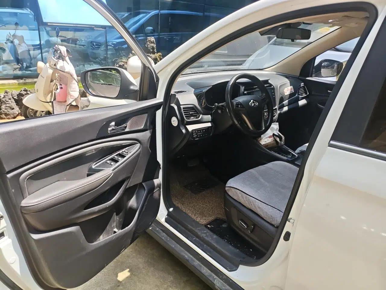 Used CHANGAN OSHAN A800 2017 1.5T Automatic ZhiZun Model — миниатюра 16