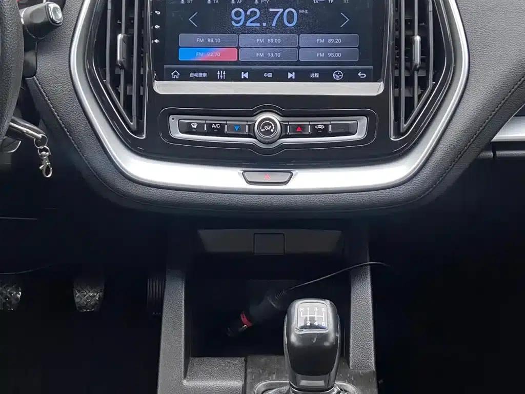 Jetour X70M 2020 1.5T Manual Value Partner Edition 6-seater — миниатюра 11